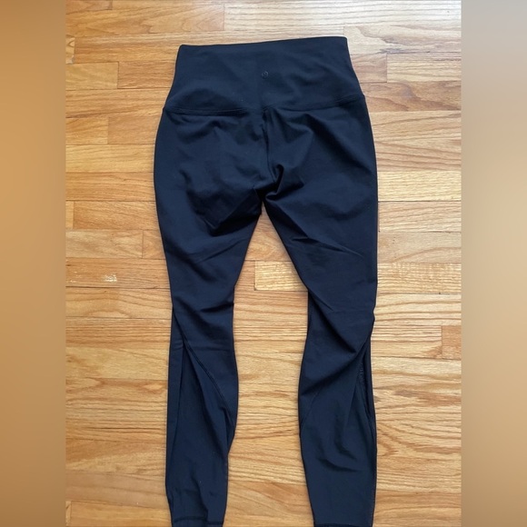 Lululemon Black Train Times 7/8 Pant *25" Size 8 mesh B3 - Picture 2 of 8
